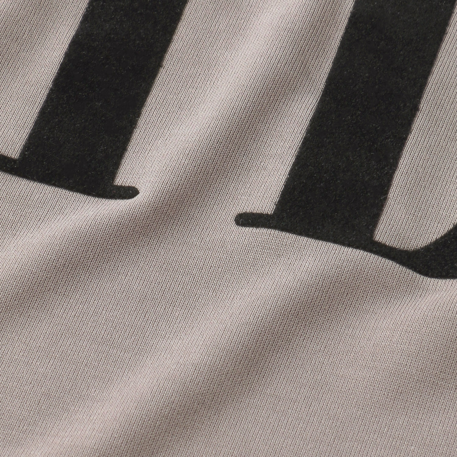 ROSIEE ソフトな風合いフロッキープリントTシャツ - 画像24