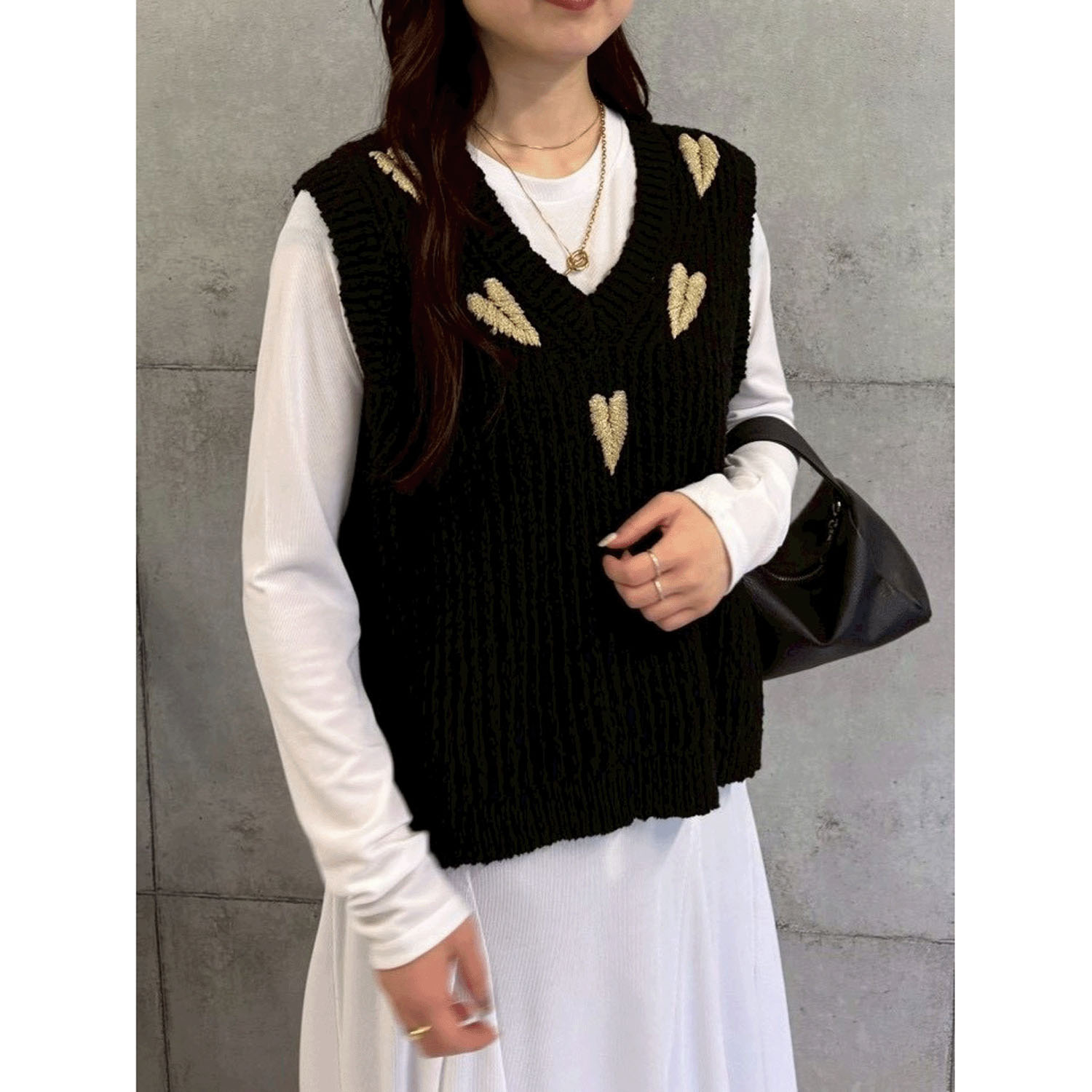 ROSIEE ハート刺繍スラブニットベスト - 画像14