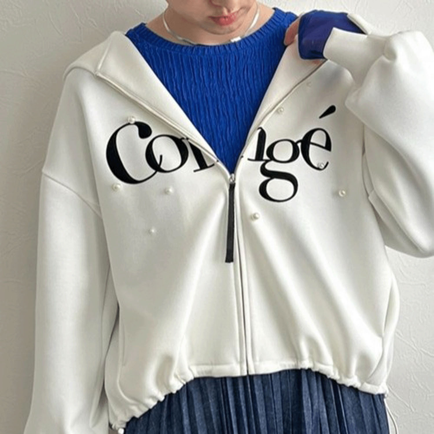 LHELBIE パールロゴジップパーカー