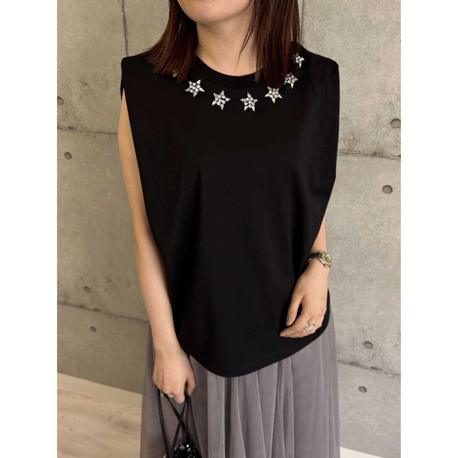 ROSIEE 星ビジューノースリーブTシャツ