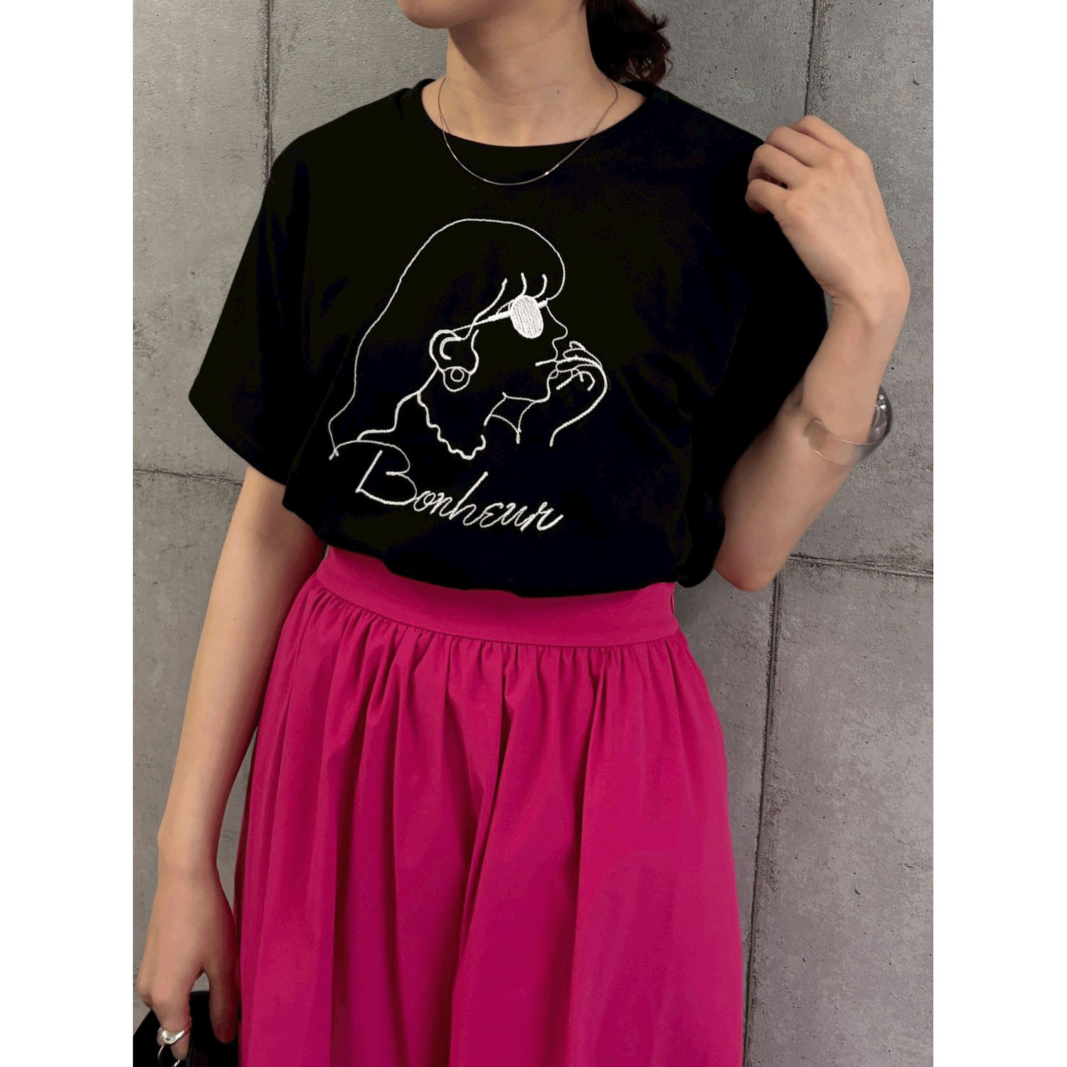 ROSIEE 女の子柄コード刺繍Tシャツ - 画像13