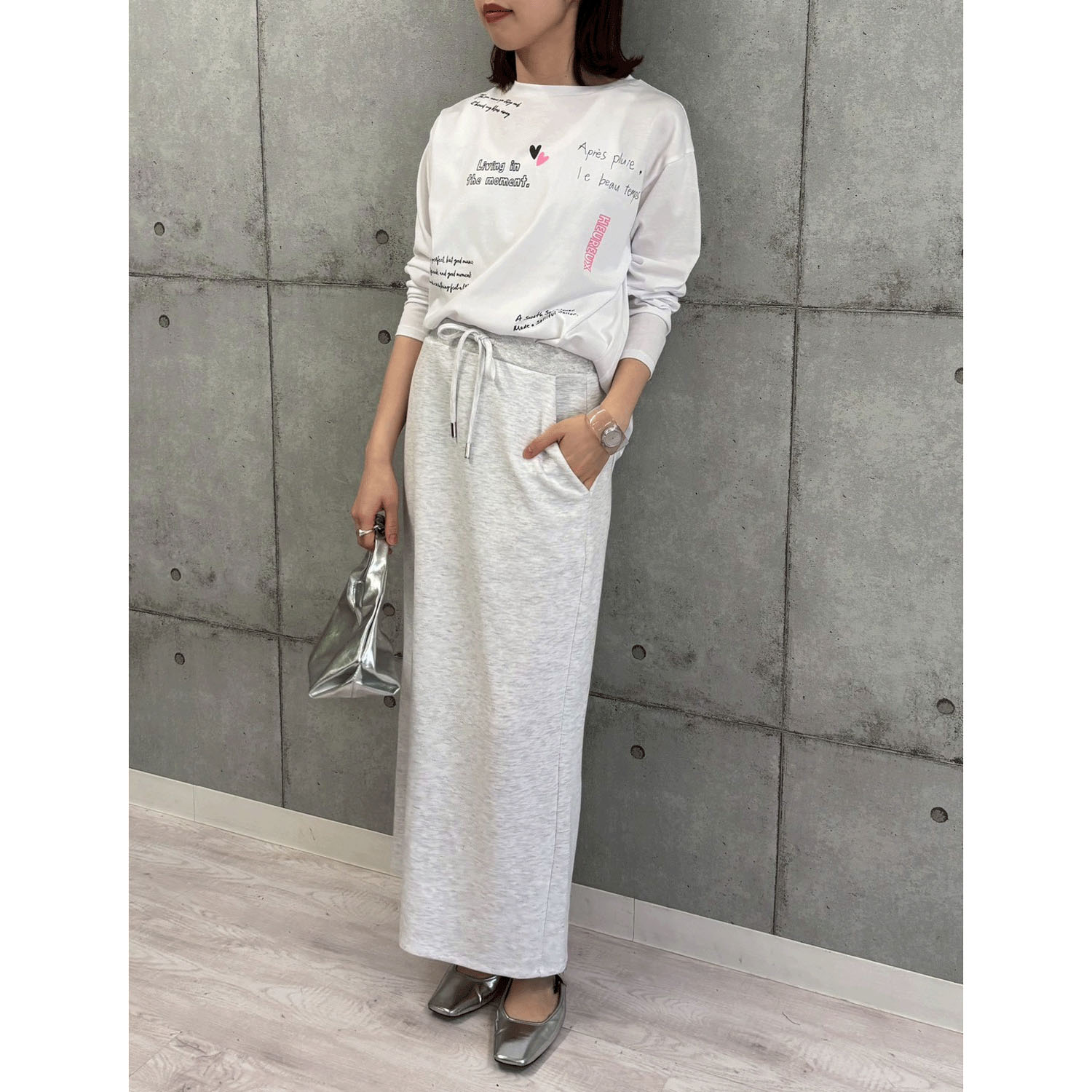 ROSIEE レタリングプリントロングTシャツ - 画像4