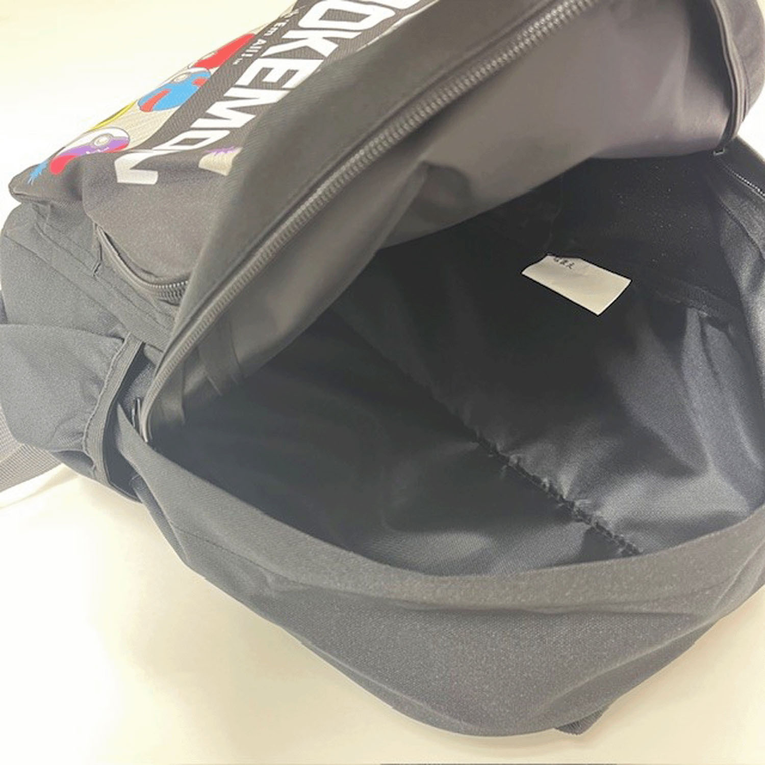 ポケットモンスター リュック 22L クロ／モンスターボール - 画像3