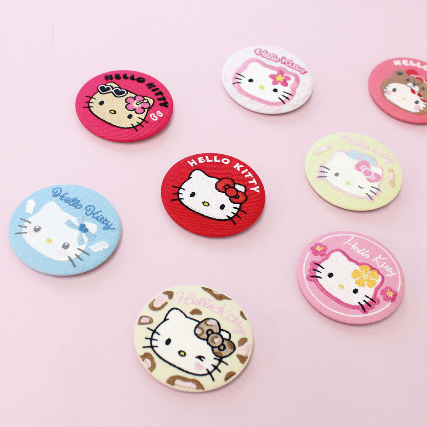 ハローキティ シークレット刺繍缶バッジ 10種 - 画像4