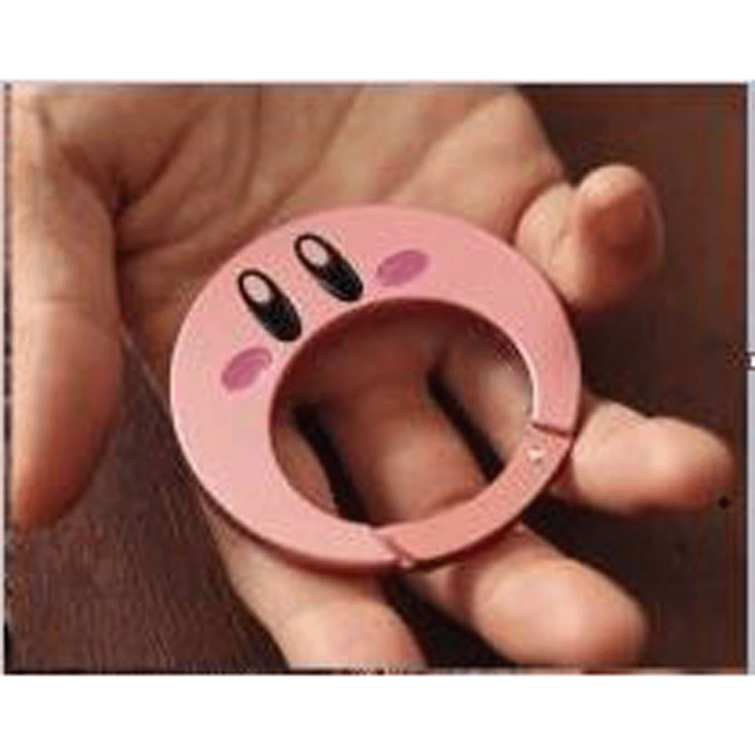 星のカービィ シルエットカラビナ すいこみ - 画像1