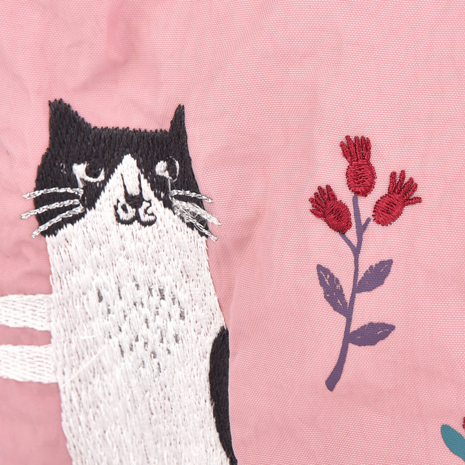 撥水加工刺繍ワッシャーバッグ M なごなごさん柄 - 画像15