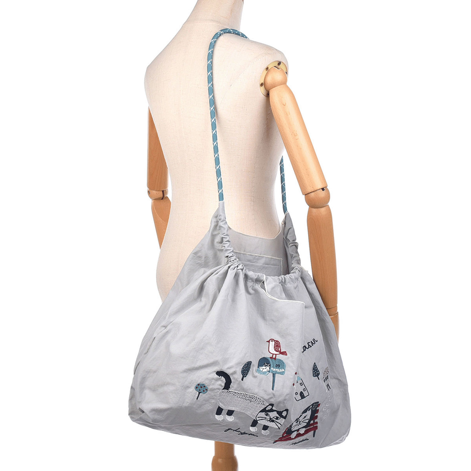 【オフホワイト：取り扱い終了】撥水加工刺繍ワッシャーバッグ L マチルダさん柄 - 画像10