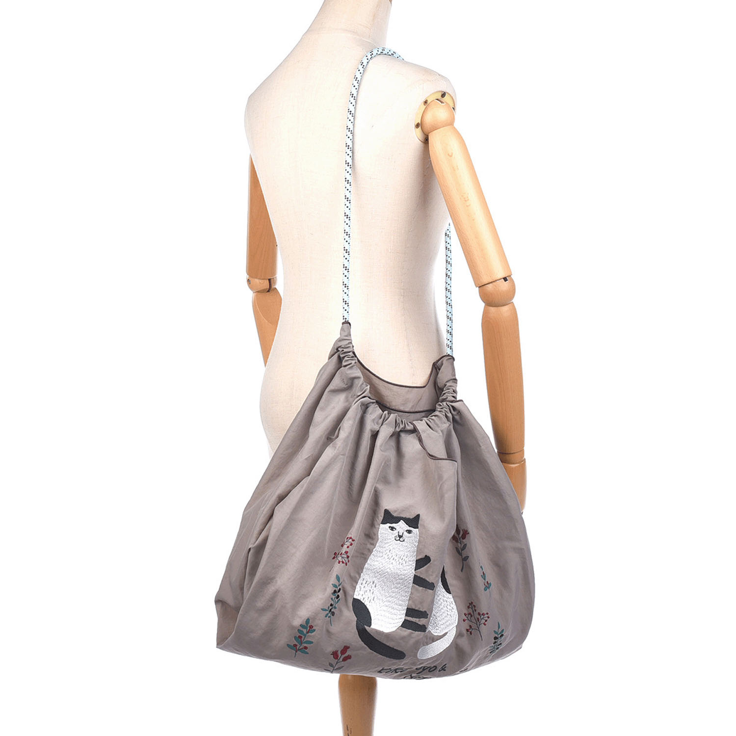 撥水加工刺繍ワッシャーバッグ L なごなごさん柄 - 画像10