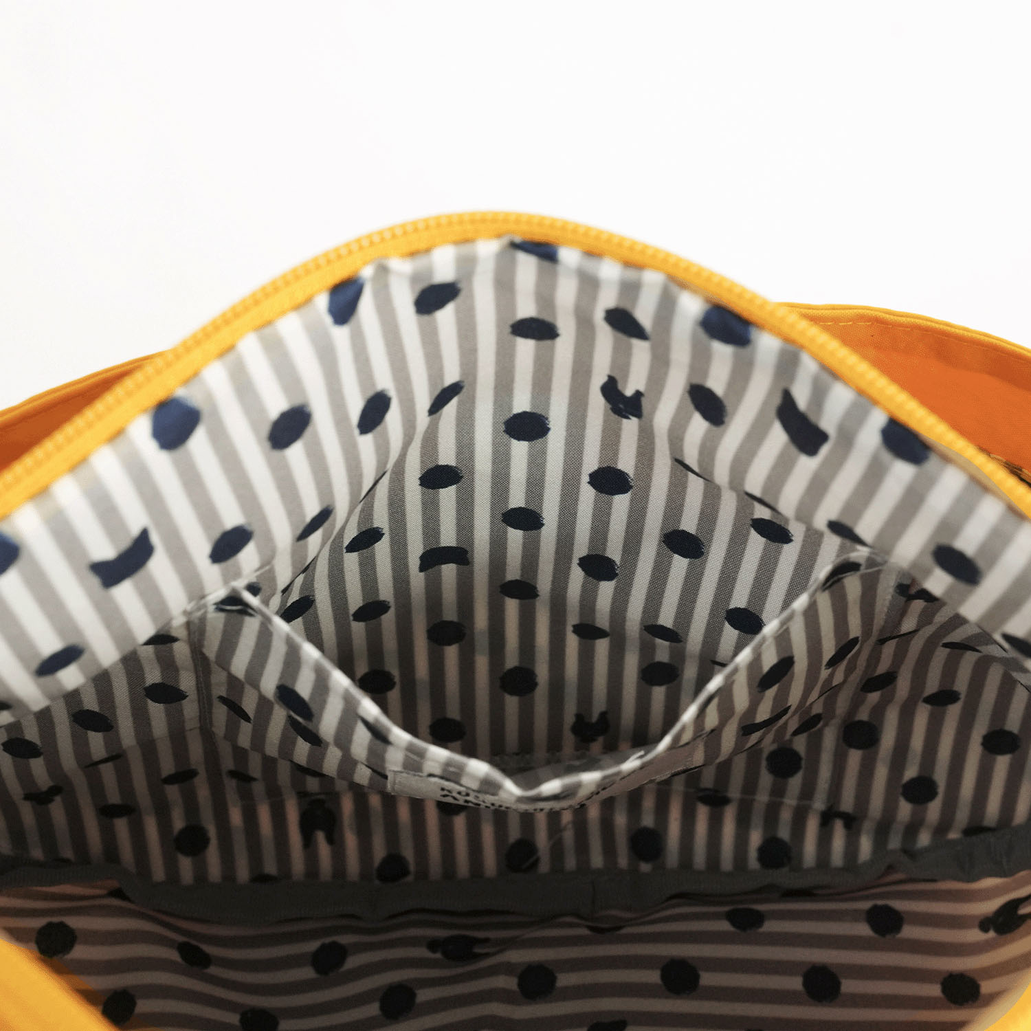 ショルダーバッグ アニマルモード柄 - 画像8