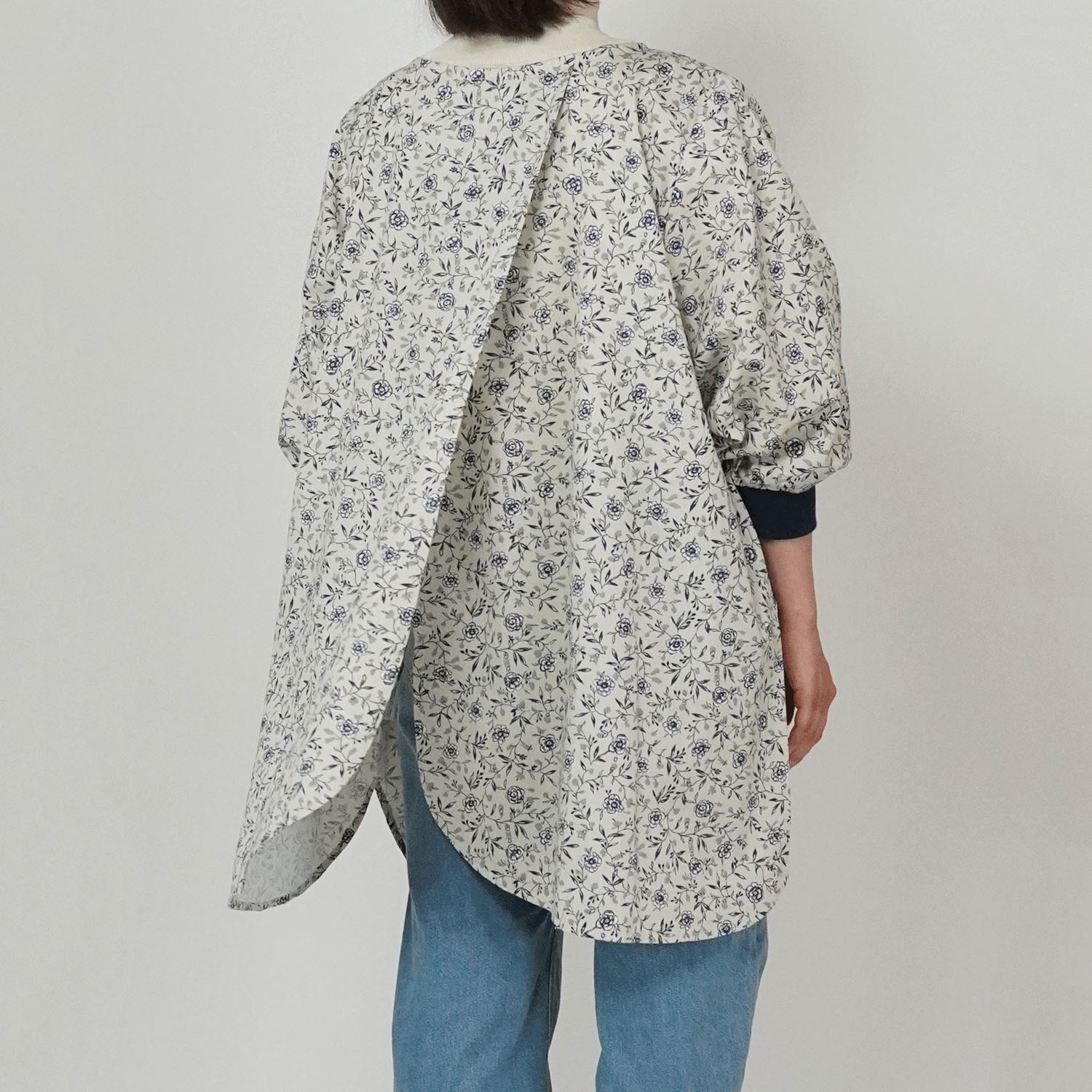 リーテンブローマ 花びらリブ袖かっぽう着 - 画像1