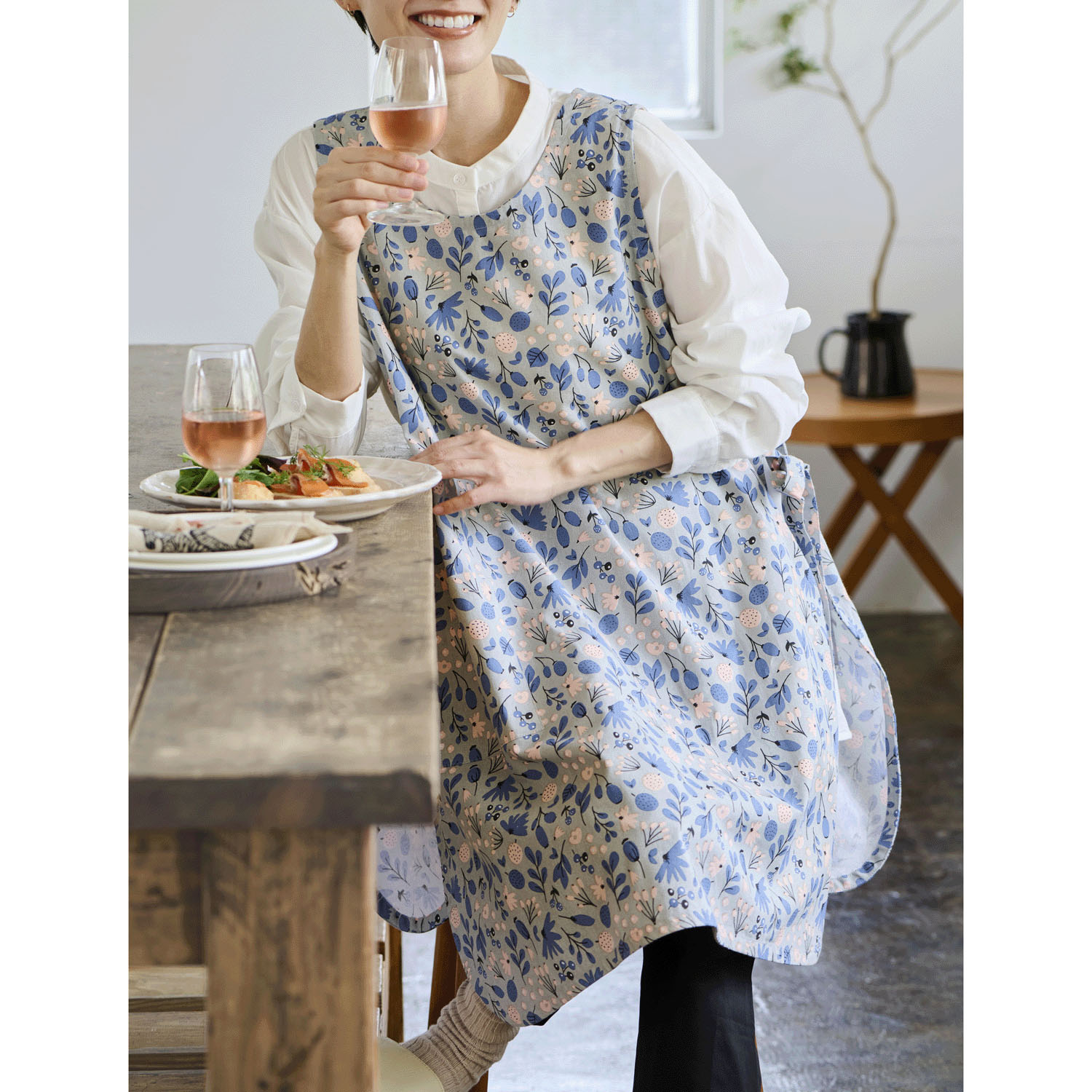 フラワーリーブス カバーエプロン - 画像3