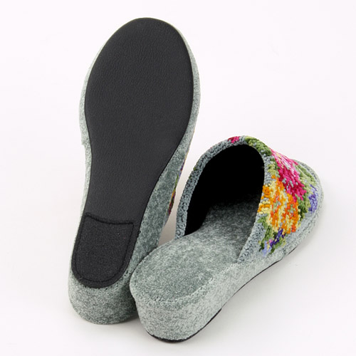 【12・15：在庫限り】シャンティ ヒールスリッパ Sサイズ - 画像3