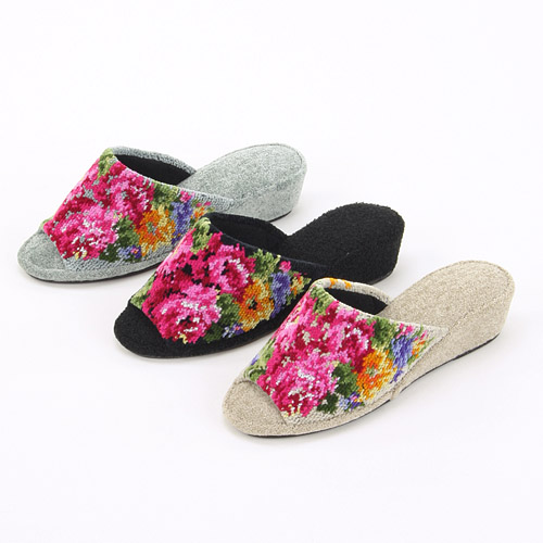 【12・15：在庫限り】シャンティヒールスリッパ L