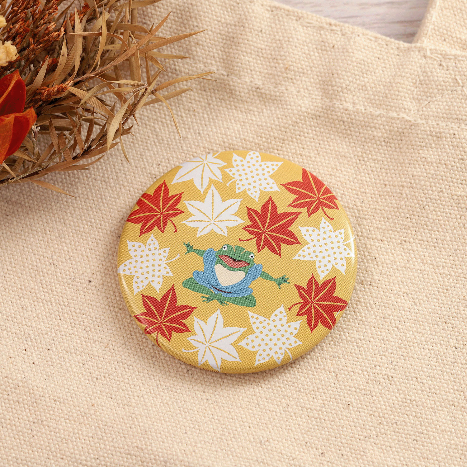 千と千尋の神隠し 八百万の神 招福缶バッジ 楓紋 - 画像2