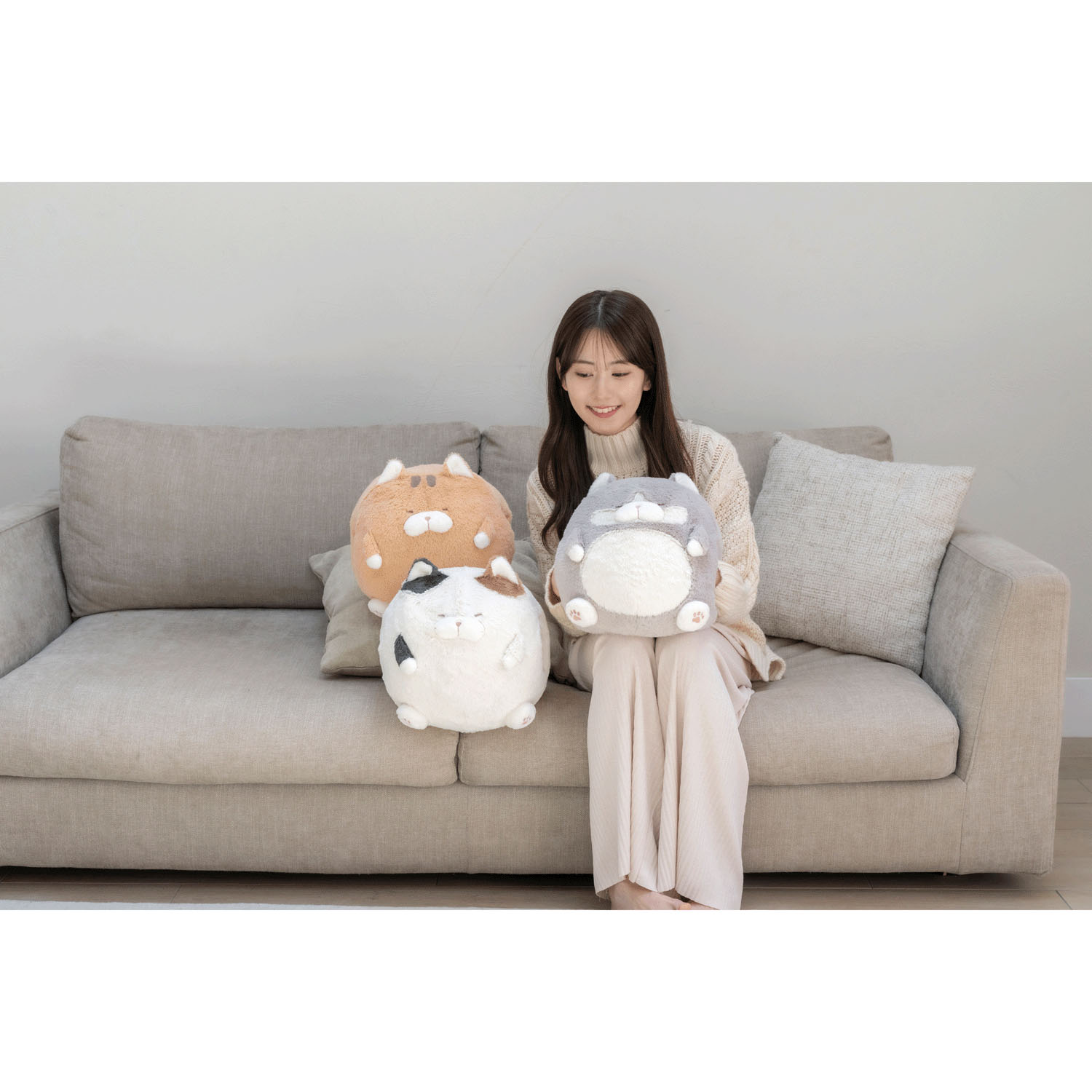 ねこ肯定感 コロコロハンドマフ はちわれのかつお - 画像5