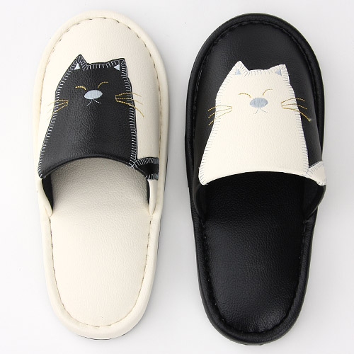 ネコ合皮スリッパ - 画像1