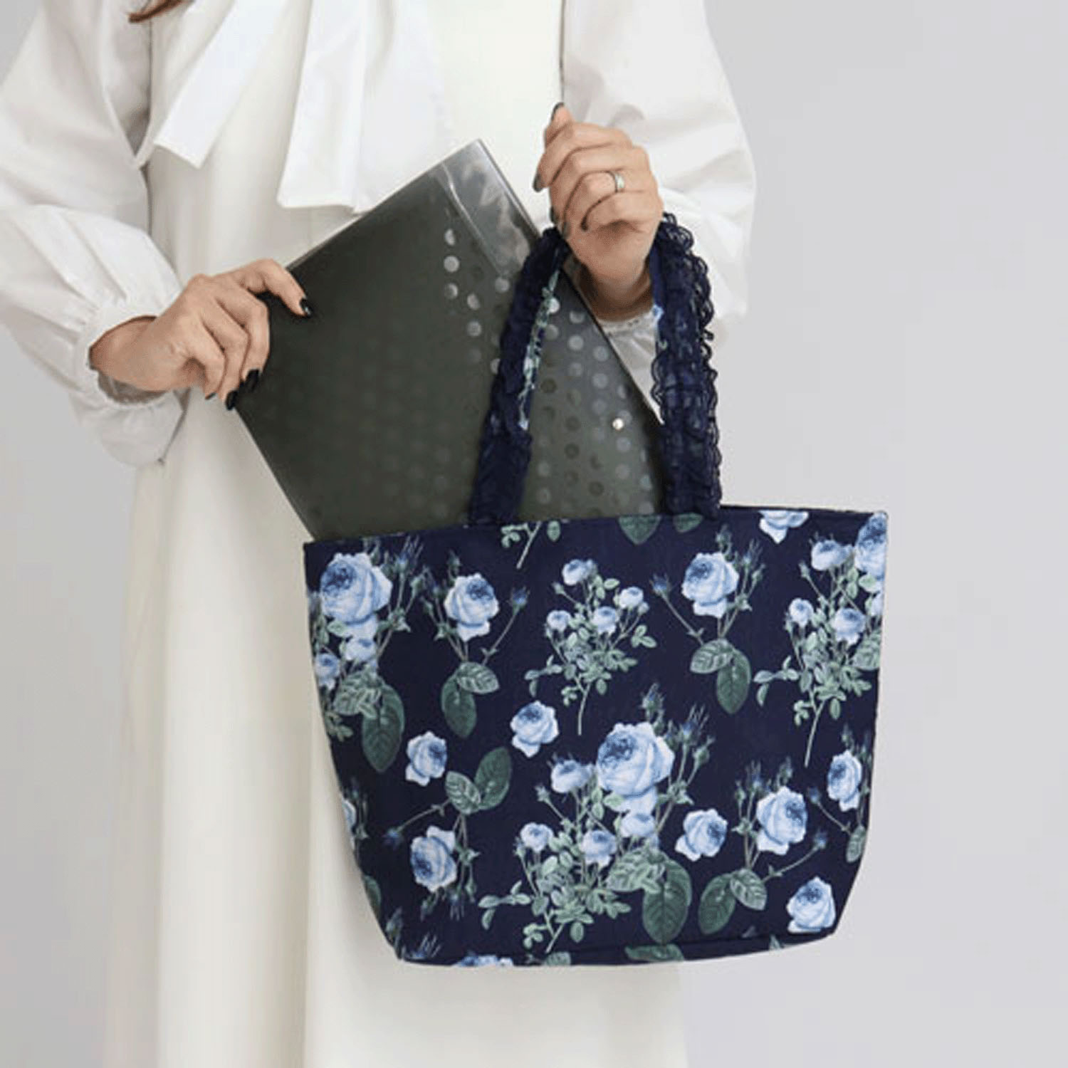 ルドゥーテ ブルーローズ  トートバッグ - 画像7